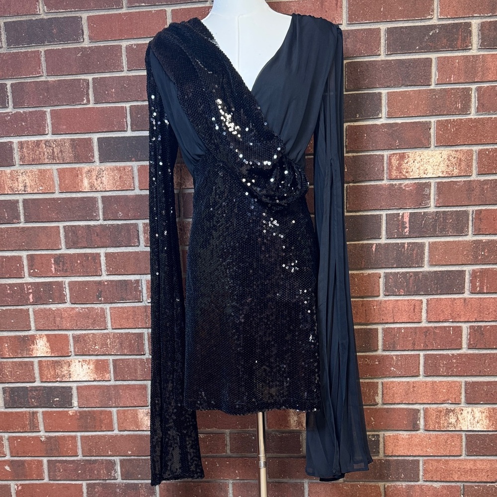 Forever Unique Elegant Black Sequin Dress Size 4
